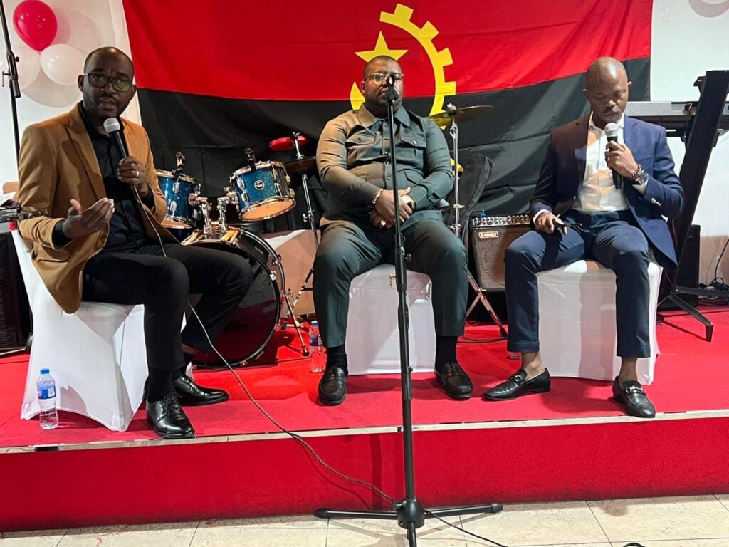 Angolans in the UAE defends that continuous reforms to achieve the