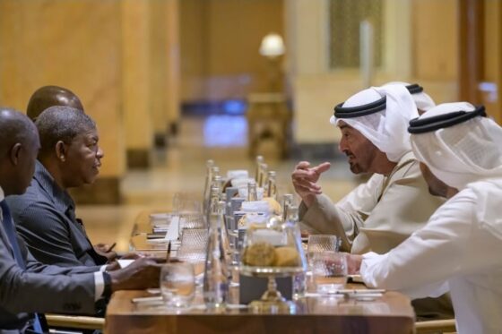 PRESIDENT OF REPUBLIC OF ANGOLA DIALOGUED IN ABU DHABI WITH SHEIK AL NAYAN
