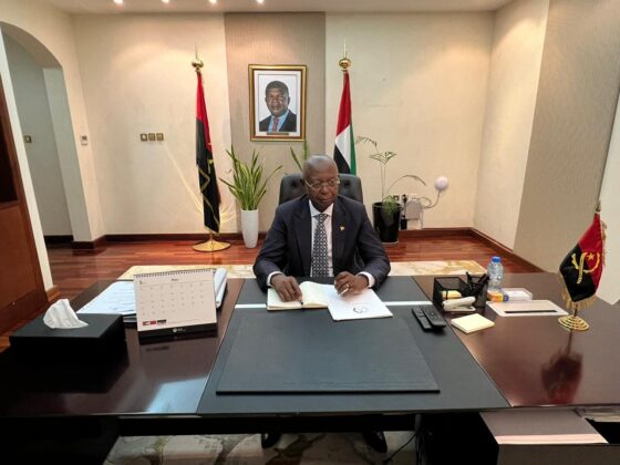 Ambassador Júlio Maiato delivers figured letter to UAE authorities